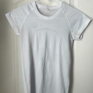 Lulu Lemon White Short-Sleeve Shirt, Size 4